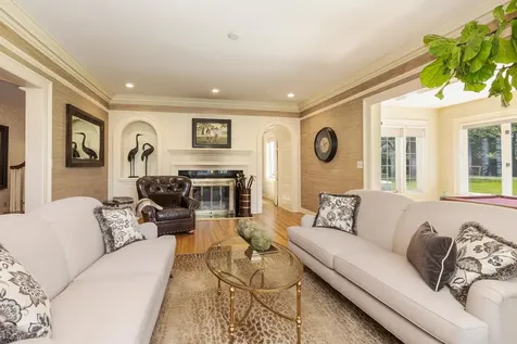 27 Country Club Place Bloomington IL 61701