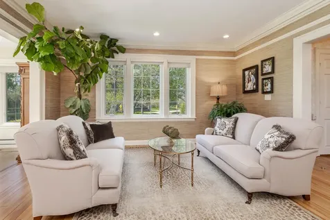 27 Country Club Place Bloomington IL 61701