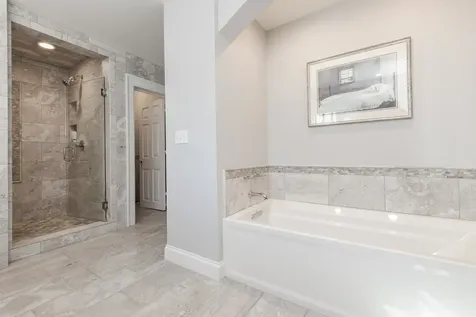 27 Country Club Place Bloomington IL 61701