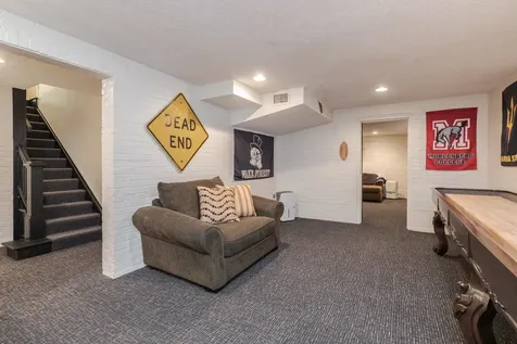 27 Country Club Place Bloomington IL 61701