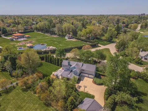 27 Country Club Place Bloomington IL 61701