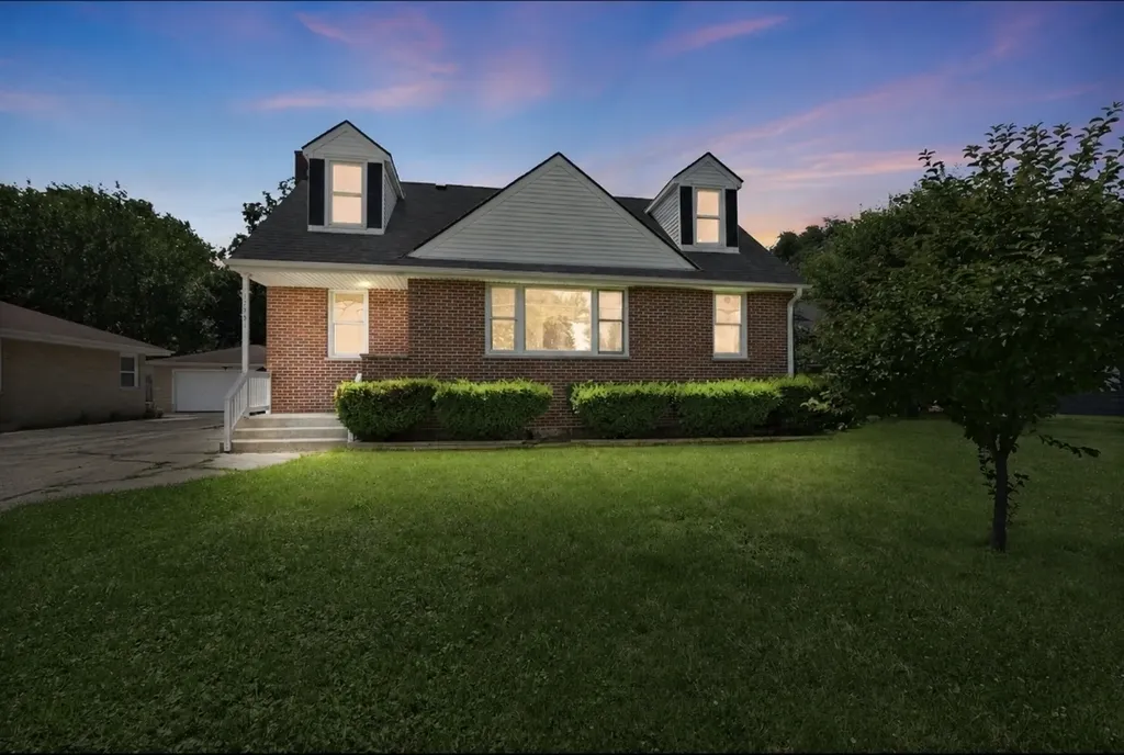 17931 West Gages Lake Road Grayslake IL 60030