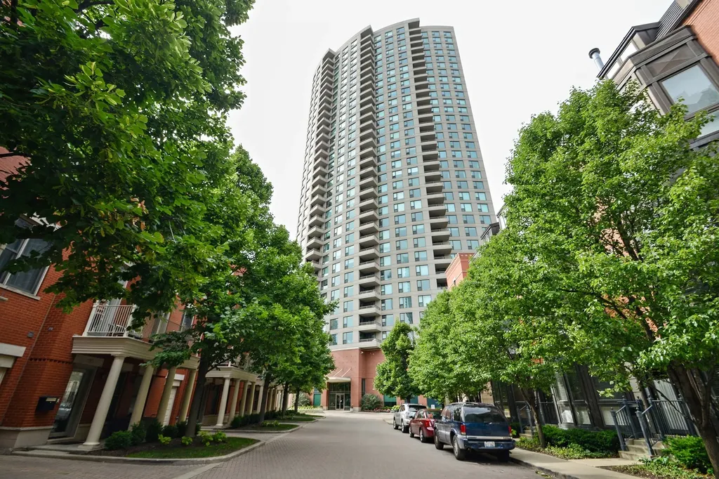 501 North Clinton Street Chicago IL 60654