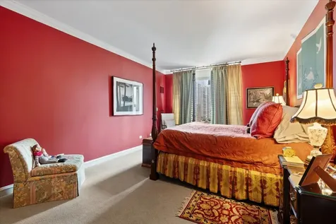 501 North Clinton Street Chicago IL 60654