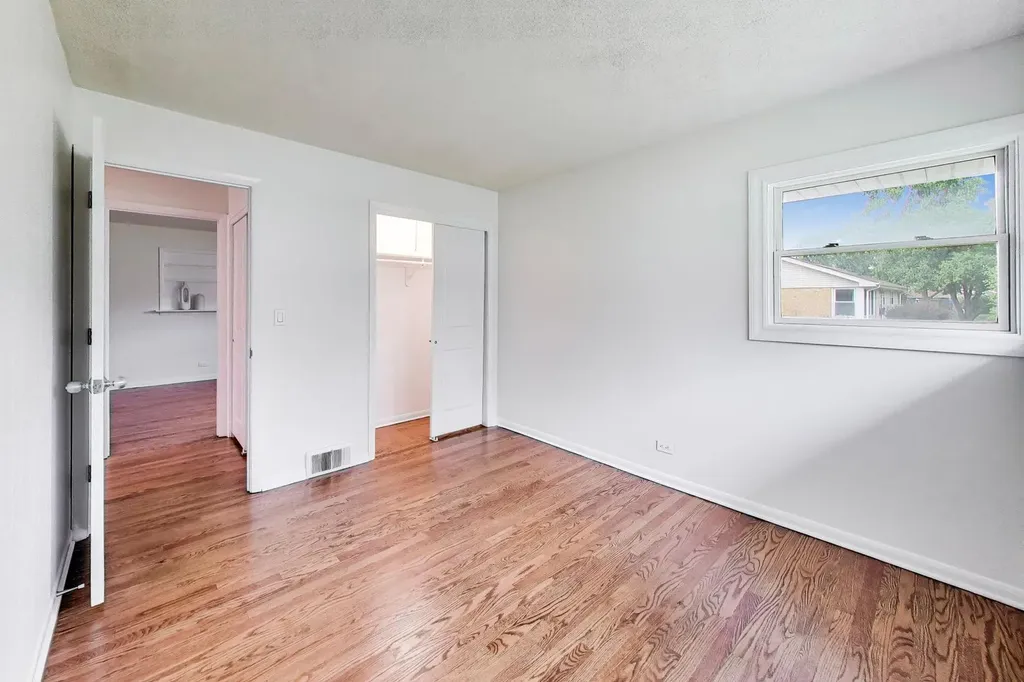 3N361 North Howard Avenue Elmhurst IL 60126