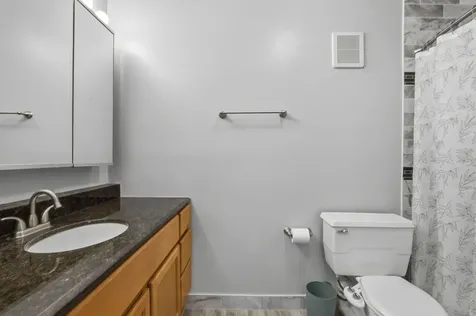1615 East Central Road Arlington Heights IL 60005
