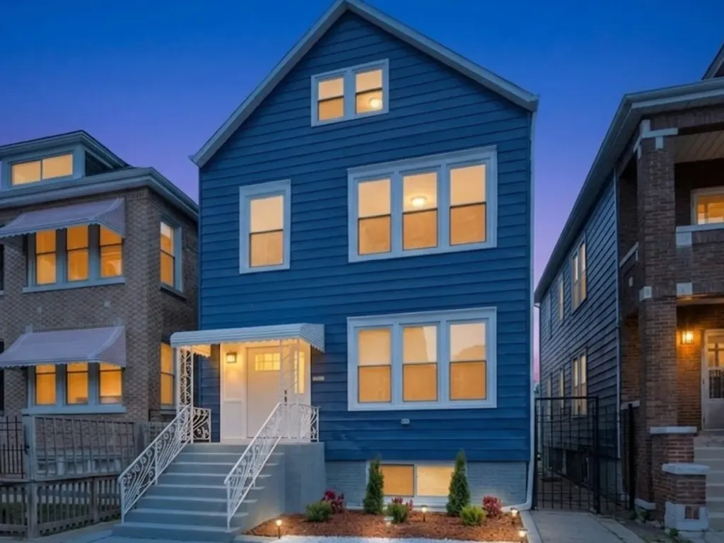 4521 South Mozart Street Chicago IL 60632