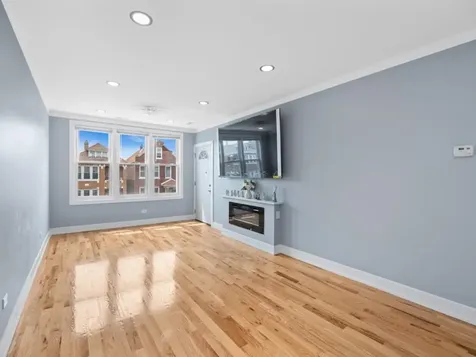 4521 South Mozart Street Chicago IL 60632