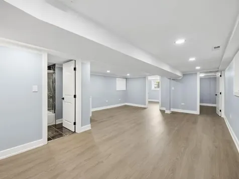 4521 South Mozart Street Chicago IL 60632