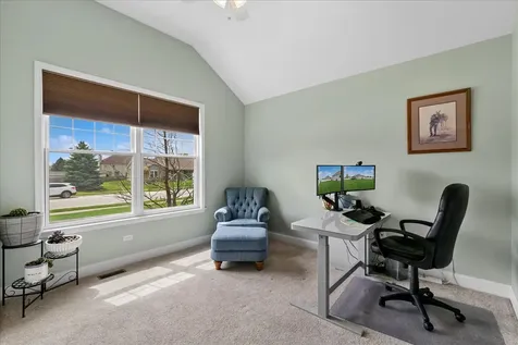 1015 Meadow Path Manteno IL 60950