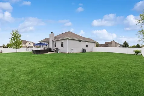 1015 Meadow Path Manteno IL 60950