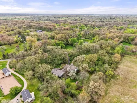 5N890 Surrey Road Wayne IL 60184