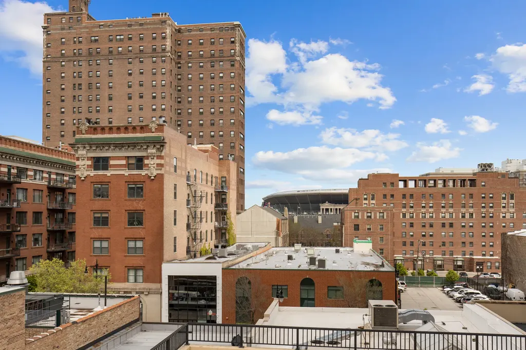 1464 South Michigan Avenue Chicago IL 60605