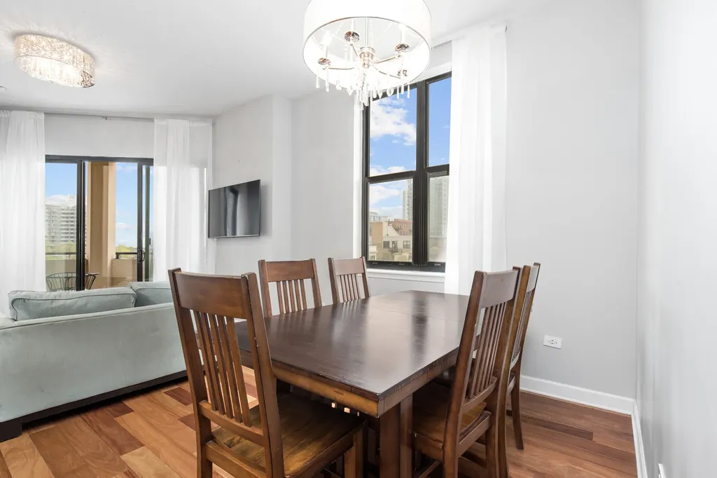 1464 South Michigan Avenue Chicago IL 60605