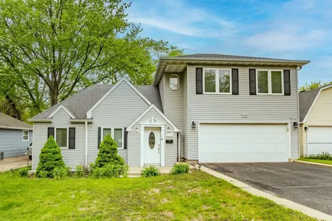 222 Highmoor Drive Round Lake Park IL 60073