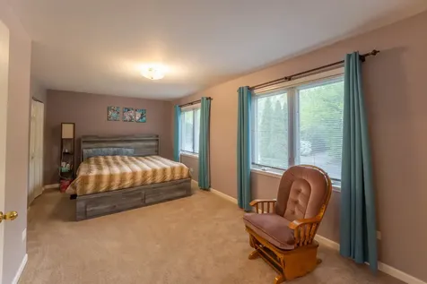 222 Highmoor Drive Round Lake Park IL 60073