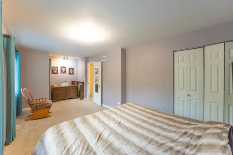 222 Highmoor Drive Round Lake Park IL 60073