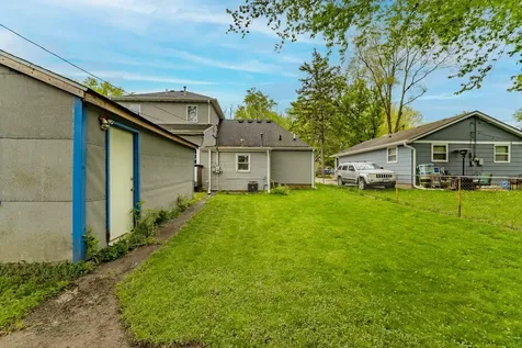 222 Highmoor Drive Round Lake Park IL 60073