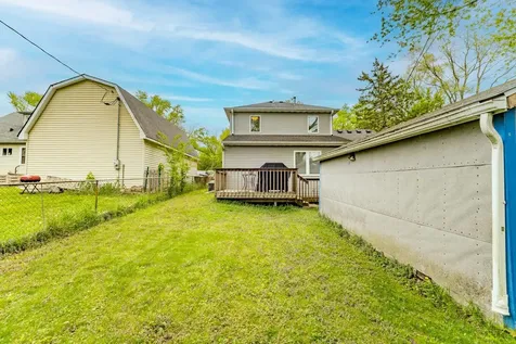 222 Highmoor Drive Round Lake Park IL 60073