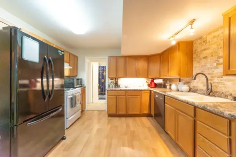 222 Highmoor Drive Round Lake Park IL 60073