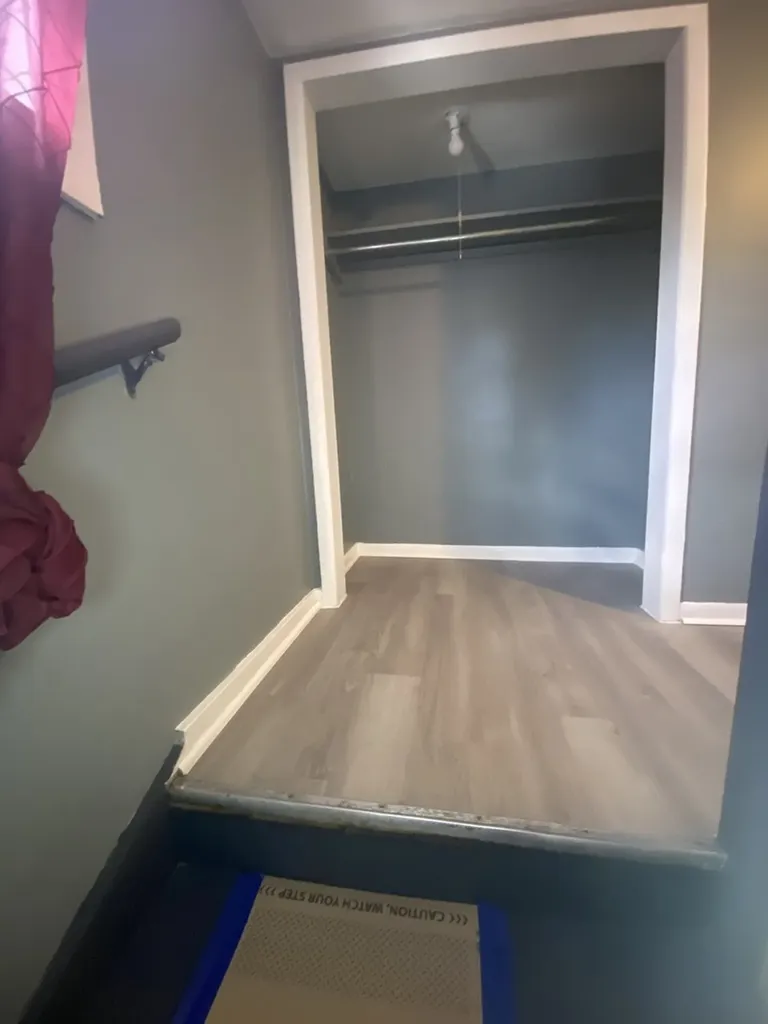 2053 West 70th Street Chicago IL 60636