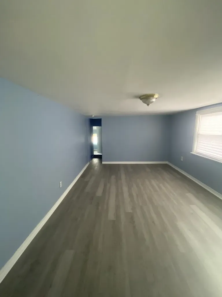 2053 West 70th Street Chicago IL 60636