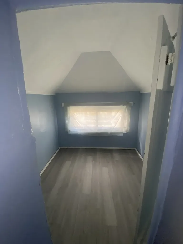 2053 West 70th Street Chicago IL 60636