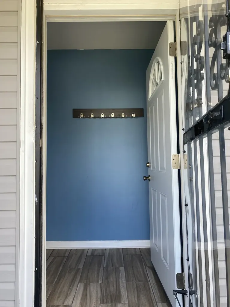 2053 West 70th Street Chicago IL 60636