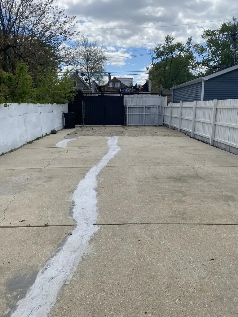2053 West 70th Street Chicago IL 60636