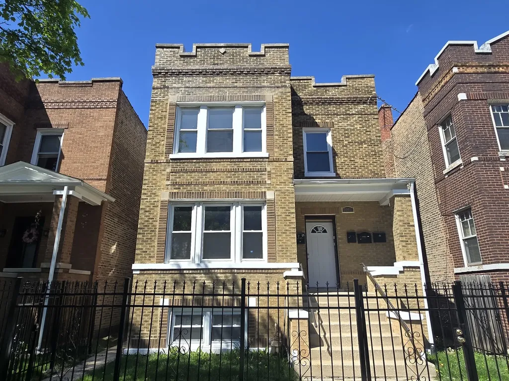2246 North Lockwood Avenue Chicago IL 60639