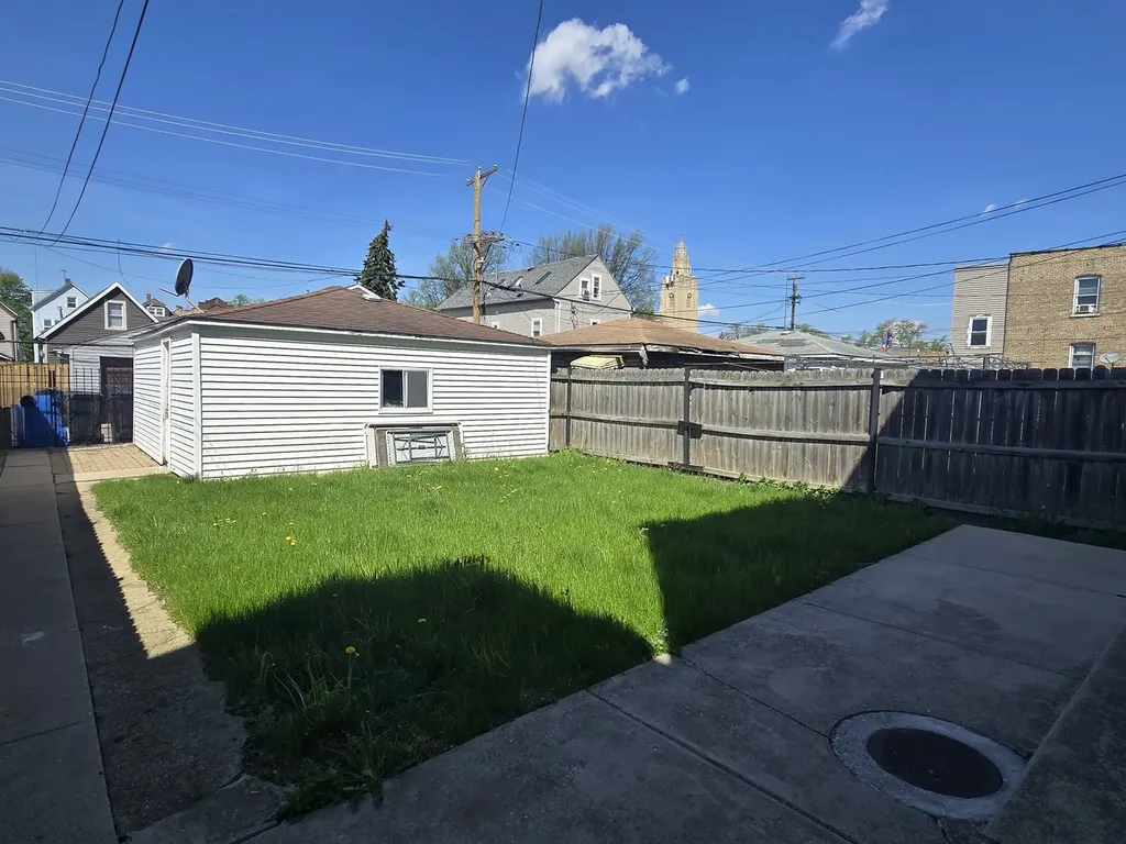 2246 North Lockwood Avenue Chicago IL 60639