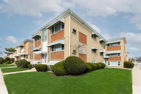 4401 North Newcastle Avenue Harwood Heights IL 60706