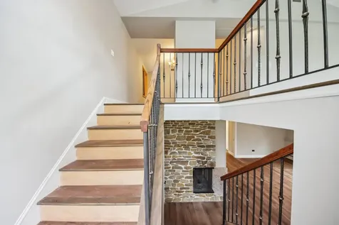 236 Monument Avenue Barrington IL 60010