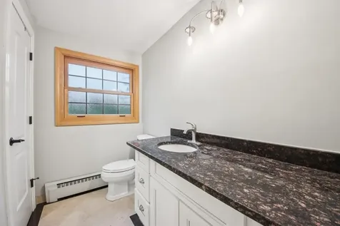 236 Monument Avenue Barrington IL 60010
