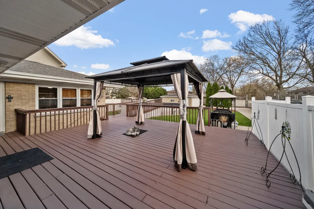 1101 East Washington Boulevard Lombard IL 60148