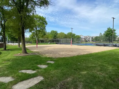 720 Kendridge Court Aurora IL 60502