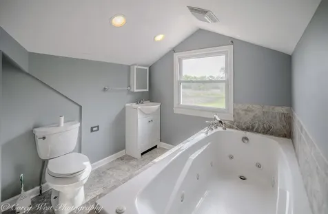 230 Sabin Street Sycamore IL 60178