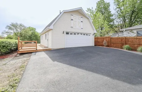230 Sabin Street Sycamore IL 60178