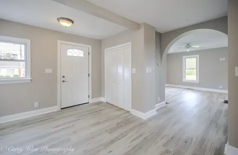 230 Sabin Street Sycamore IL 60178