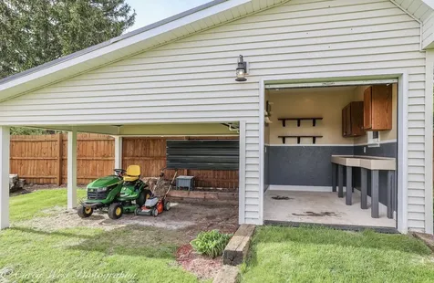 230 Sabin Street Sycamore IL 60178