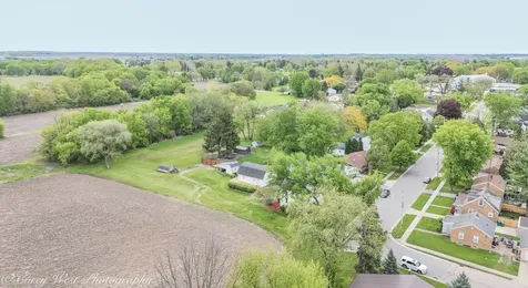 230 Sabin Street Sycamore IL 60178