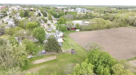 230 Sabin Street Sycamore IL 60178