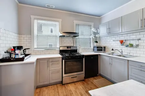 1028 Ashland Avenue Evanston IL 60202