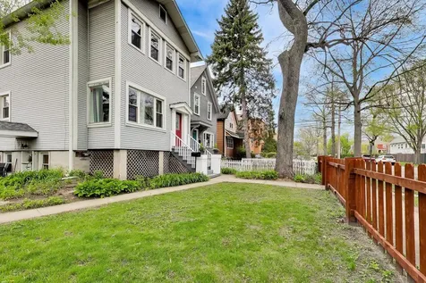 1028 Ashland Avenue Evanston IL 60202
