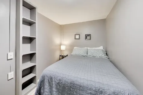 1028 Ashland Avenue Evanston IL 60202