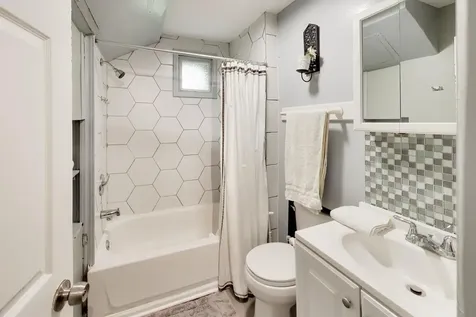 1028 Ashland Avenue Evanston IL 60202