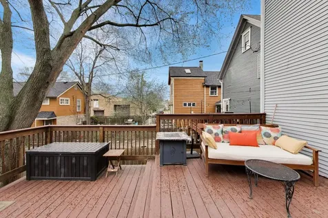 1028 Ashland Avenue Evanston IL 60202