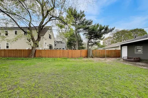 1028 Ashland Avenue Evanston IL 60202