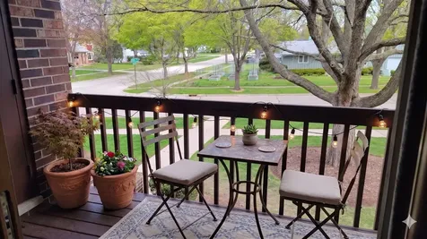 207 Uteg Street Crystal Lake IL 60014