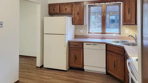 207 Uteg Street Crystal Lake IL 60014